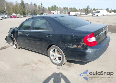 2003 Toyota Camry Le z USA, uszkodzony, nr VIN 4T1BE32K23U132728